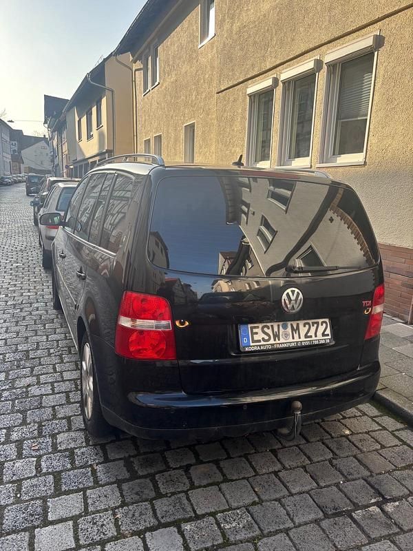 Gebraucht VW Touran 140 PS (102 kW) 2004 Schwarz Van / Kleinbus
