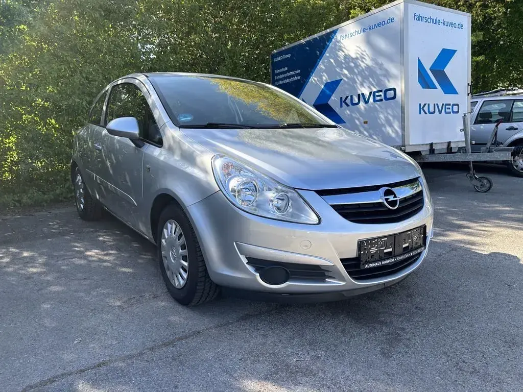 Gebraucht Opel Corsa 80 PS (58 kW) 2007 Silber Kleinwagen