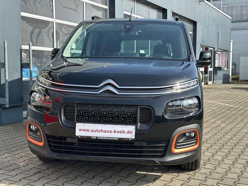 Gebraucht Citroën Berlingo Shine 131 PS (96 kW) 2020 Schwarz Van / Kleinbus