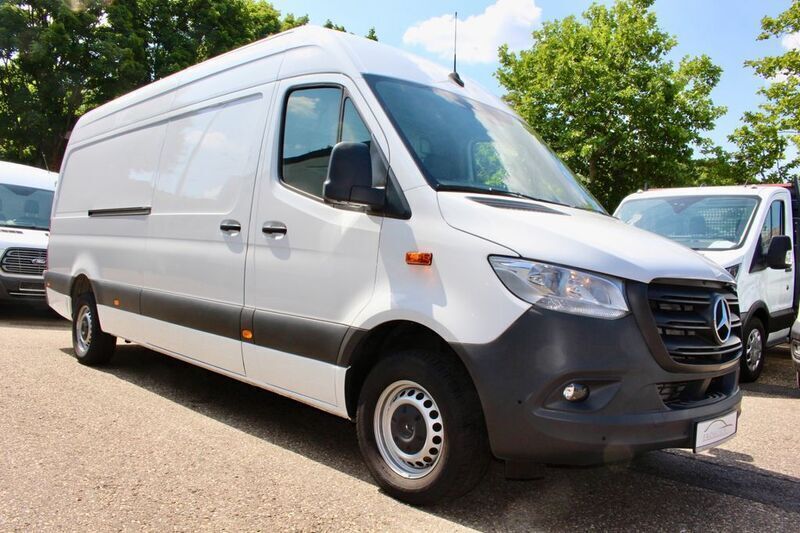 Arktikweiss Gebraucht 2023 Mercedes Sprinter Van | 37.500 € (Fairer Preis) - Bild 1/4