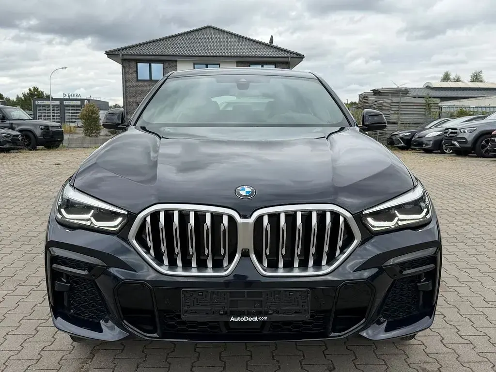 Gebraucht BMW X6 M Sport 286 PS (210 kW) 2023 Schwarz SUV