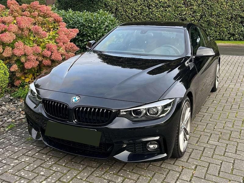 Schwarz Gebraucht 2020 BMW 420 Sport Line Coupé | 26.500 € (Superpreis) - Bild 1/4