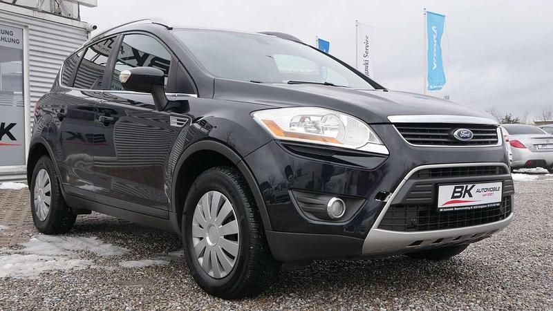 Gebraucht Ford Kuga 140 PS (102 kW) 2011 Pantherschwarz SUV
