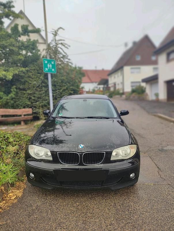 Second-hand BMW 116 115 CP (84 kW) 2006 Negru Hatchback