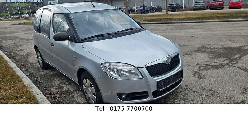 Gebraucht Skoda Roomster 69 PS (50 kW) 2009 Silber Van / Kleinbus
