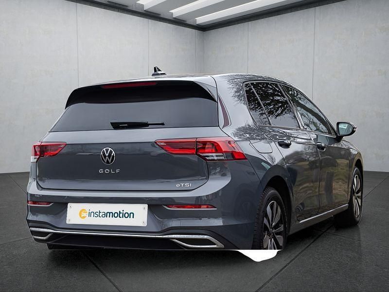 Gebraucht VW Golf VIII 131 PS (96 kW) 2023 Grau Kleinwagen