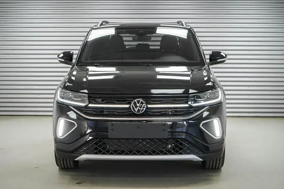 Neu VW T-Cross R-line 150 PS (110 kW) 2026 Deep black metallic (2t) SUV