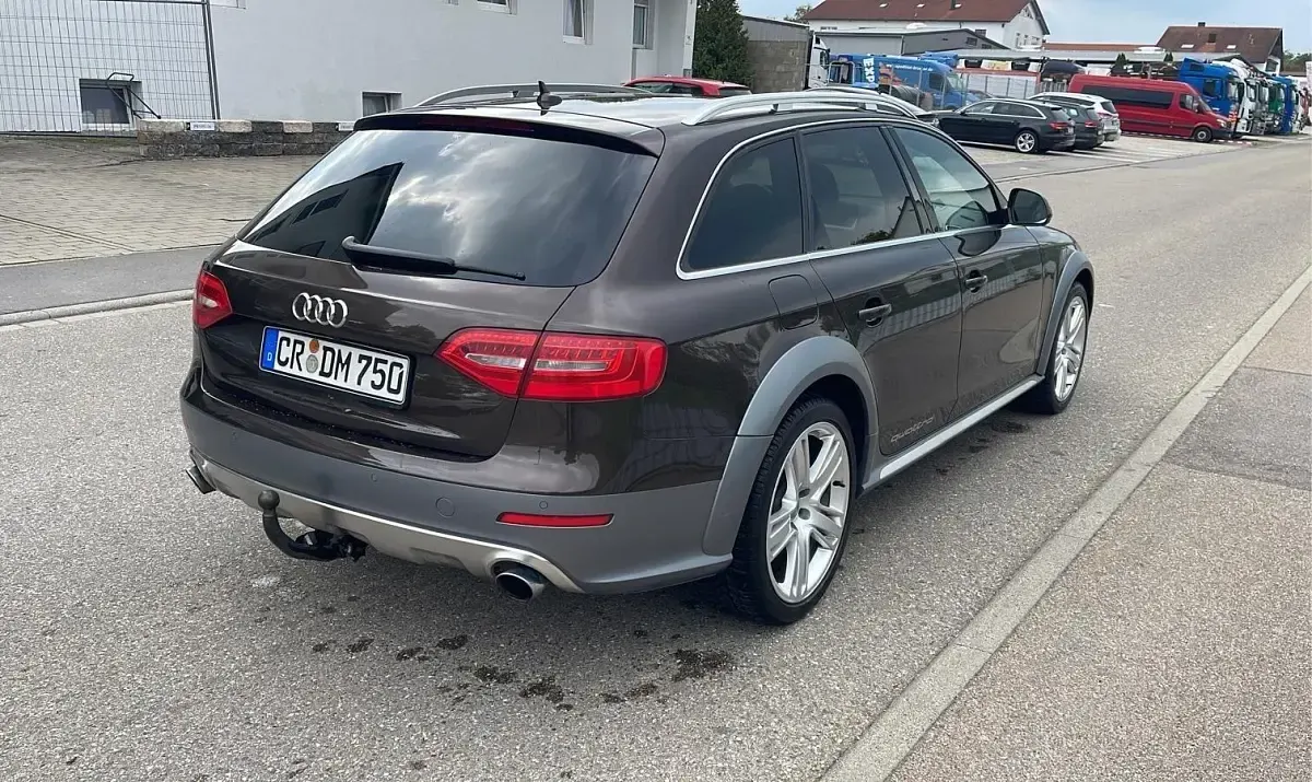 Gebraucht Audi A4 Allroad Comfort 245 PS (180 kW) 2014 Braun Kombi
