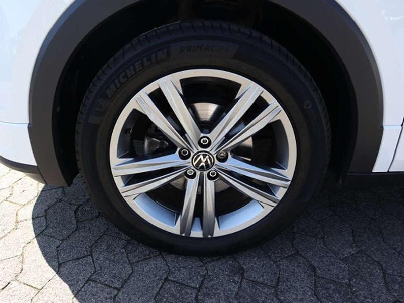 Gebraucht VW T-Cross R-line 150 PS (110 kW) 2023 Pure white SUV