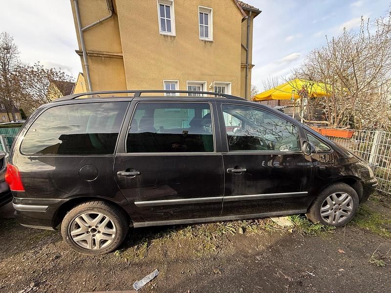 Gebraucht VW Sharan 140 PS (102 kW) 2007 Schwarz Van / Kleinbus