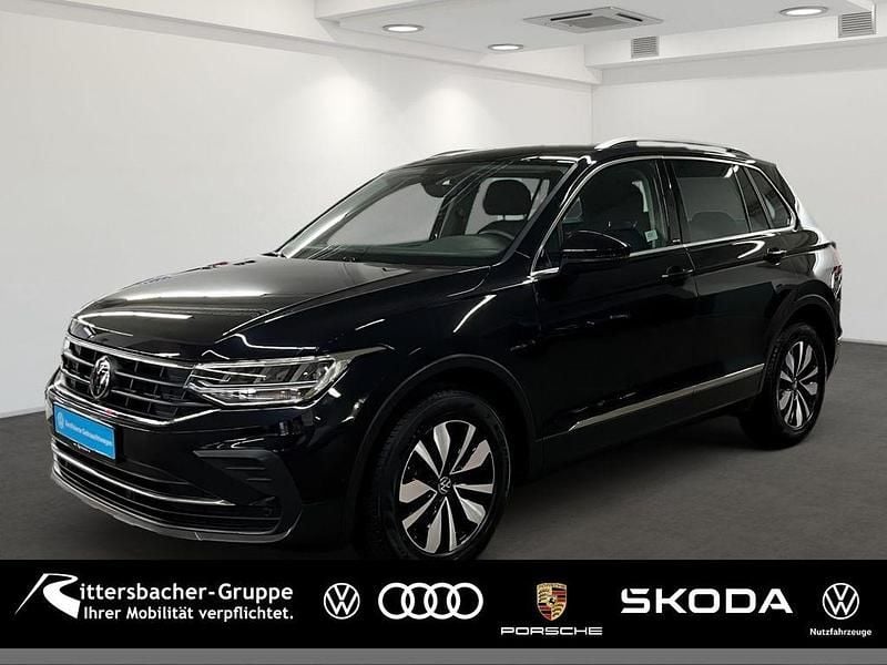 Deep black perleffekt Gebraucht 2024 VW Tiguan Move SUV | 31.950 € (Guter Preis) - Bild 1/4