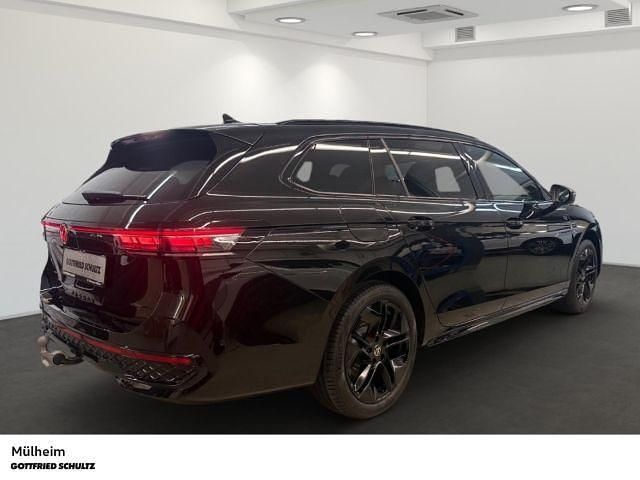 Neu VW Passat R-line 150 PS (110 kW) 2025 Schwarz Limousine