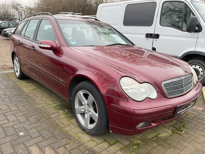 Rot Gebraucht 2002 Mercedes C220 Classic Limousine | 1.499 € (Guter Preis) - Bild 1/4