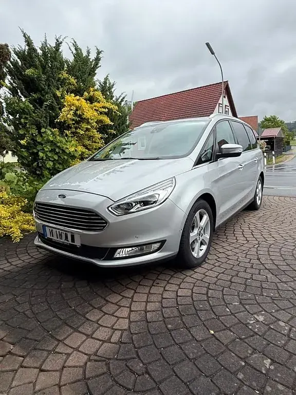 Gebraucht Ford Galaxy Titanium 190 PS (139 kW) 2019 Silber Van / Kleinbus