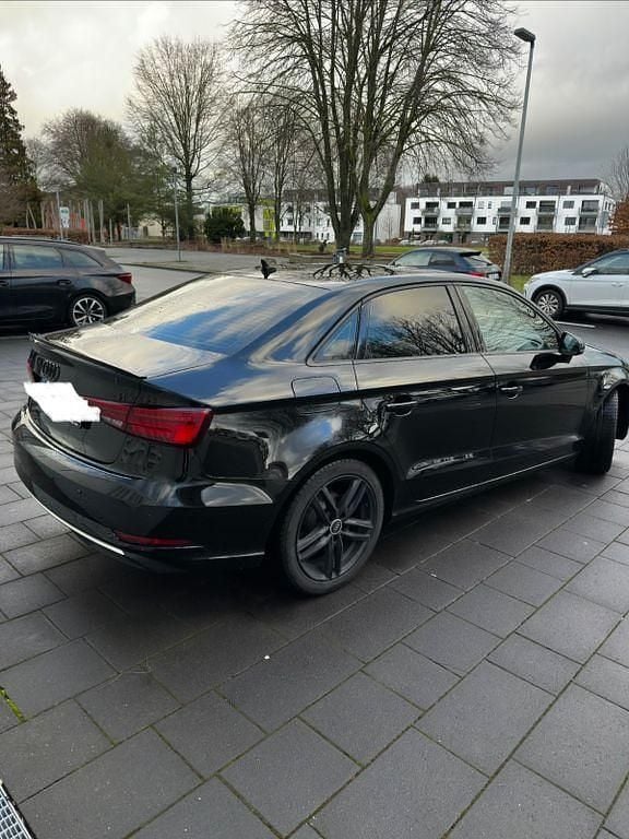 Usata Audi A3 Design 150 CV (110 kW) 2017 Nero Berlina