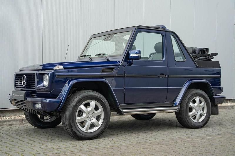 Blau Gebraucht 2016 Mercedes G320 SUV | 139.890 € - Bild 1/4