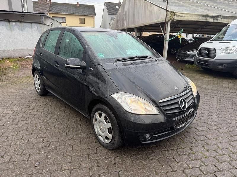 Gebraucht Mercedes A160 95 PS (69 kW) 2011 Schwarz Limousine