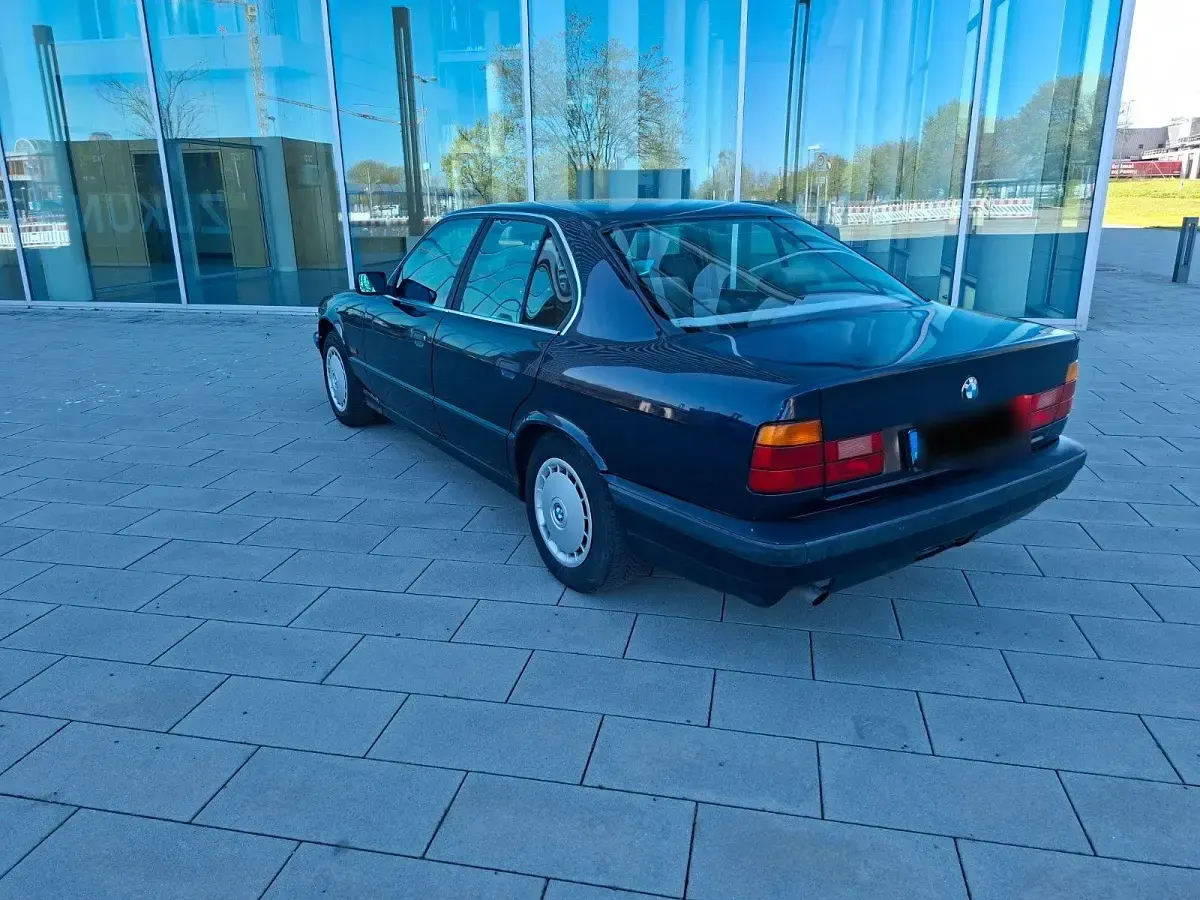 Second-hand BMW 520 150 CP (110 kW) 1995 Albastru Berlinǎ