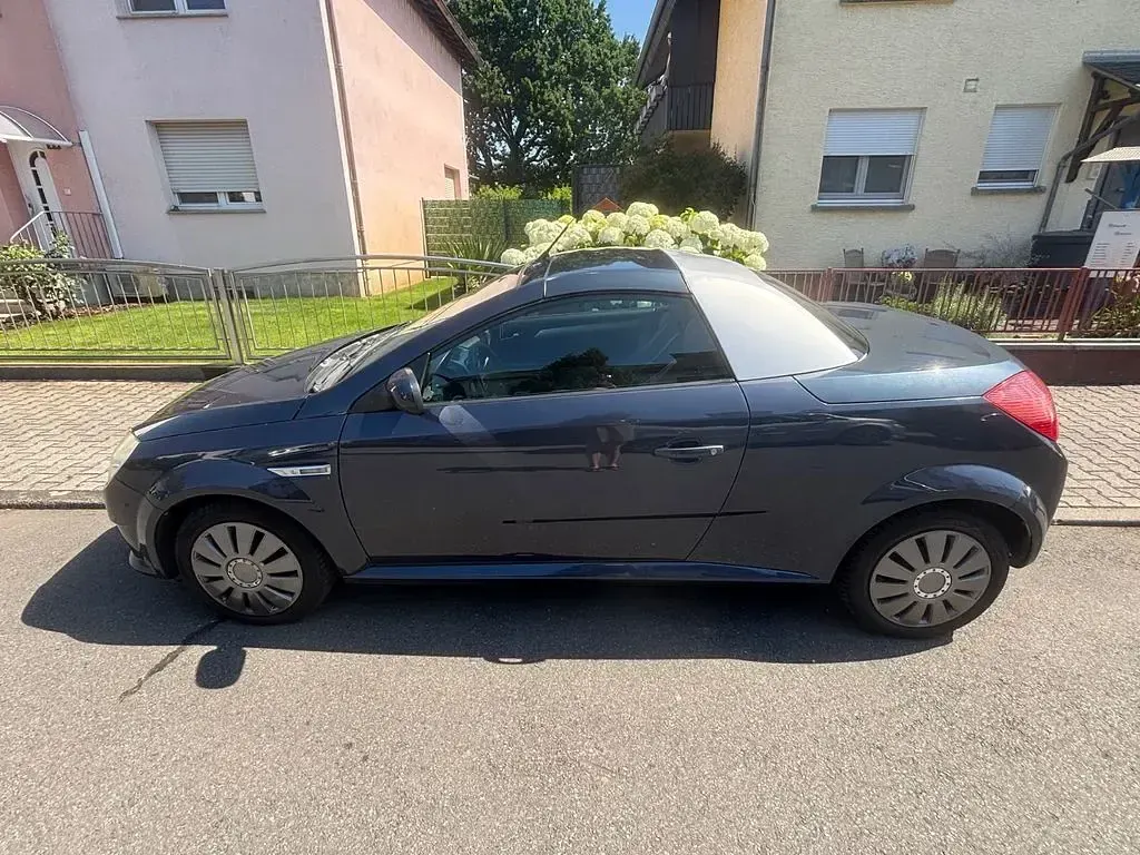 Gebraucht Opel Tigra 90 PS (66 kW) 2008 Blau Cabrio