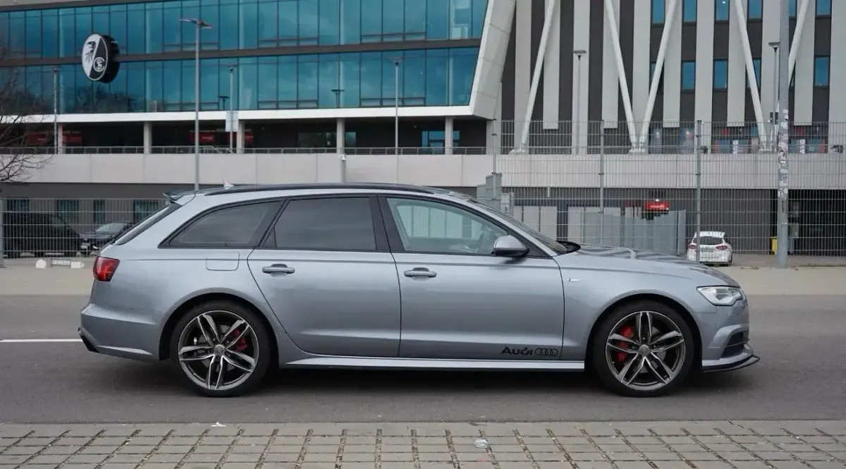 Usata Audi A6 Design 218 CV (160 kW) 2018 Grigio Station wagon