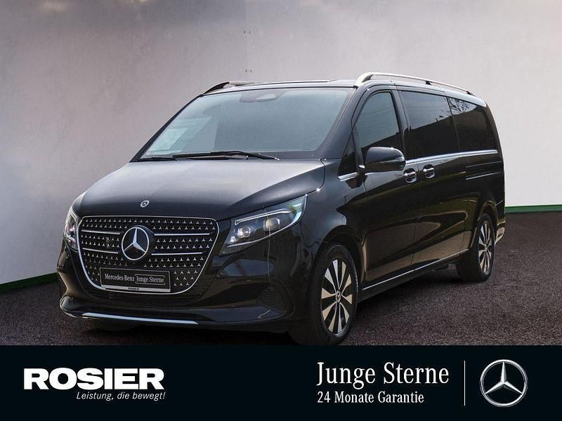 Schwarz / obsidianschwarz Gebraucht 2024 Mercedes V300 Avantgarde Van / Kleinbus | 71.660 € (Guter Preis) - Bild 1/4