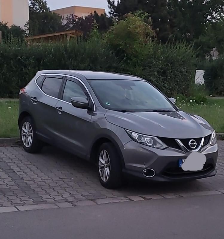 Grau Gebraucht 2014 Nissan Qashqai SUV | 8.500 € (Guter Preis) - Bild 1/4
