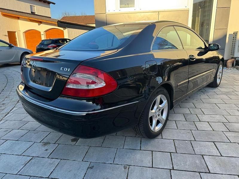 Gebraucht Mercedes CLK270 Avantgarde 170 PS (125 kW) 2004 Schwarz