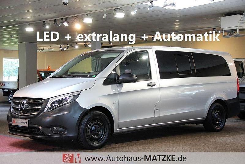 Silber Gebraucht 2020 Mercedes Vito Van / Kleinbus | 28.440 € (Fairer Preis) - Bild 1/1