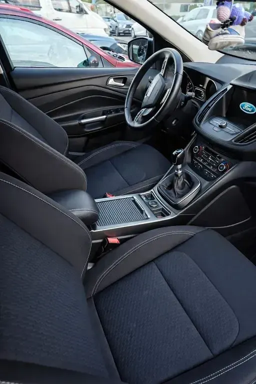 Gebraucht Ford Kuga Titanium 150 PS (110 kW) 2018 Schwarz SUV