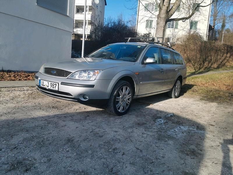 Gebraucht 2001 Ford Mondeo Kombi | 1.350 € (Fairer Preis) - Bild 1/4