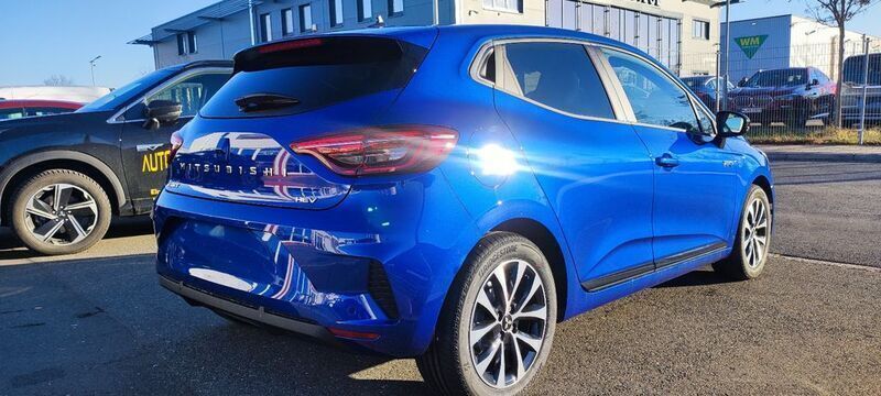 Gebraucht Mitsubishi Colt Plus 143 PS (105 kW) 2024 Blau Limousine
