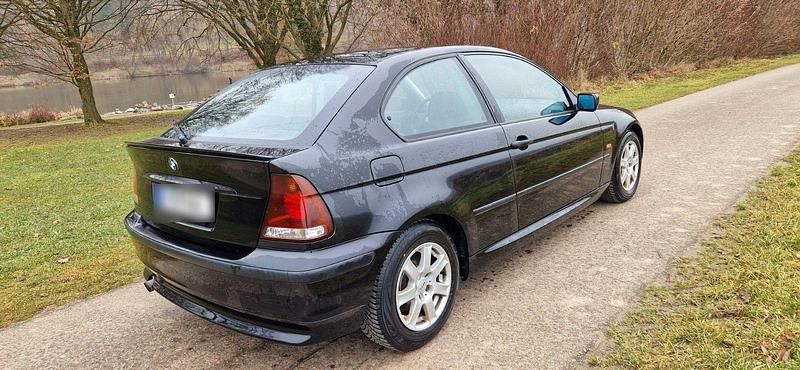 Gebraucht BMW 316 116 PS (85 kW) 2004 Schwarz Limousine