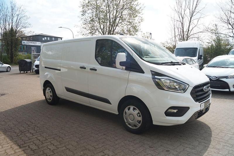 Gebraucht Ford Transit Custom 131 PS (96 kW) 2021 Weiß Van / Kleinbus