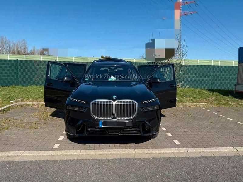 Gebraucht BMW X7 Efficient Dynamics 352 PS (258 kW) 2025 Schwarz SUV