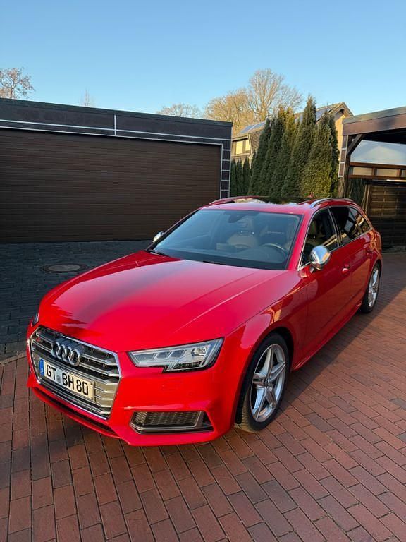 Rot Gebraucht 2017 Audi S4 Ambiente Kombi | 35.200 € (Fairer Preis) - Bild 1/4