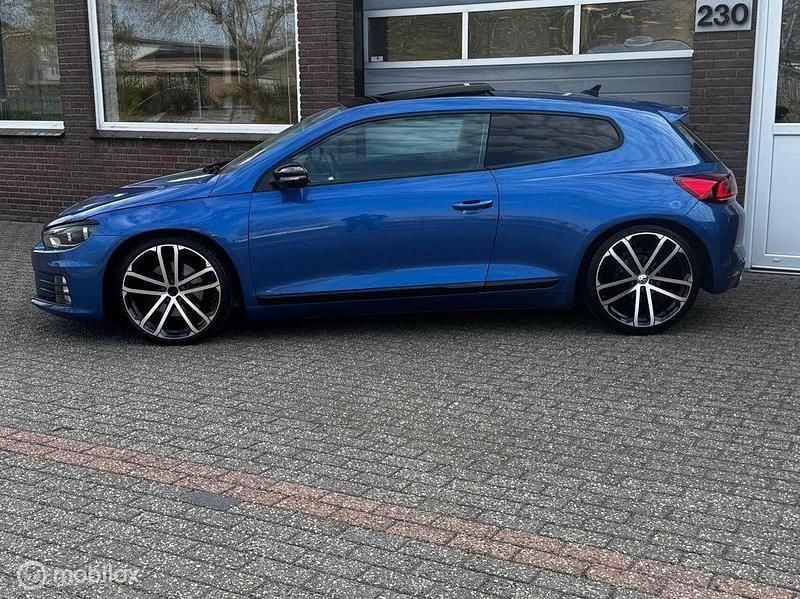 Gebraucht VW Scirocco 179 PS (131 kW) 2016 Blau Coupé