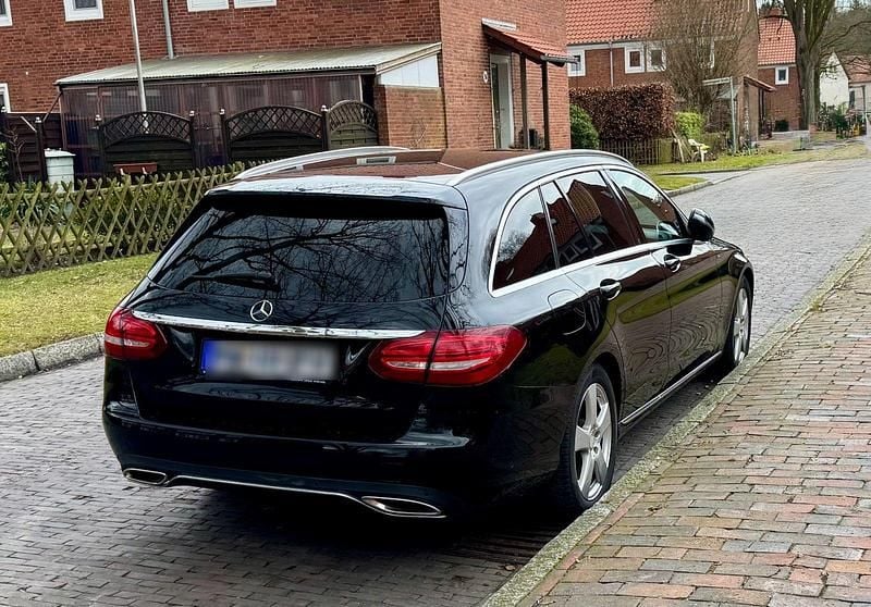 Gebraucht Mercedes C250 211 PS (155 kW) 2016 Schwarz Kombi