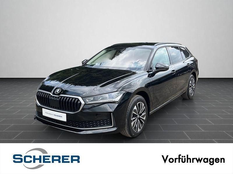 Gebraucht Skoda Superb Selection 204 PS (150 kW) 2025 Onyx schwarz metallic Kombi