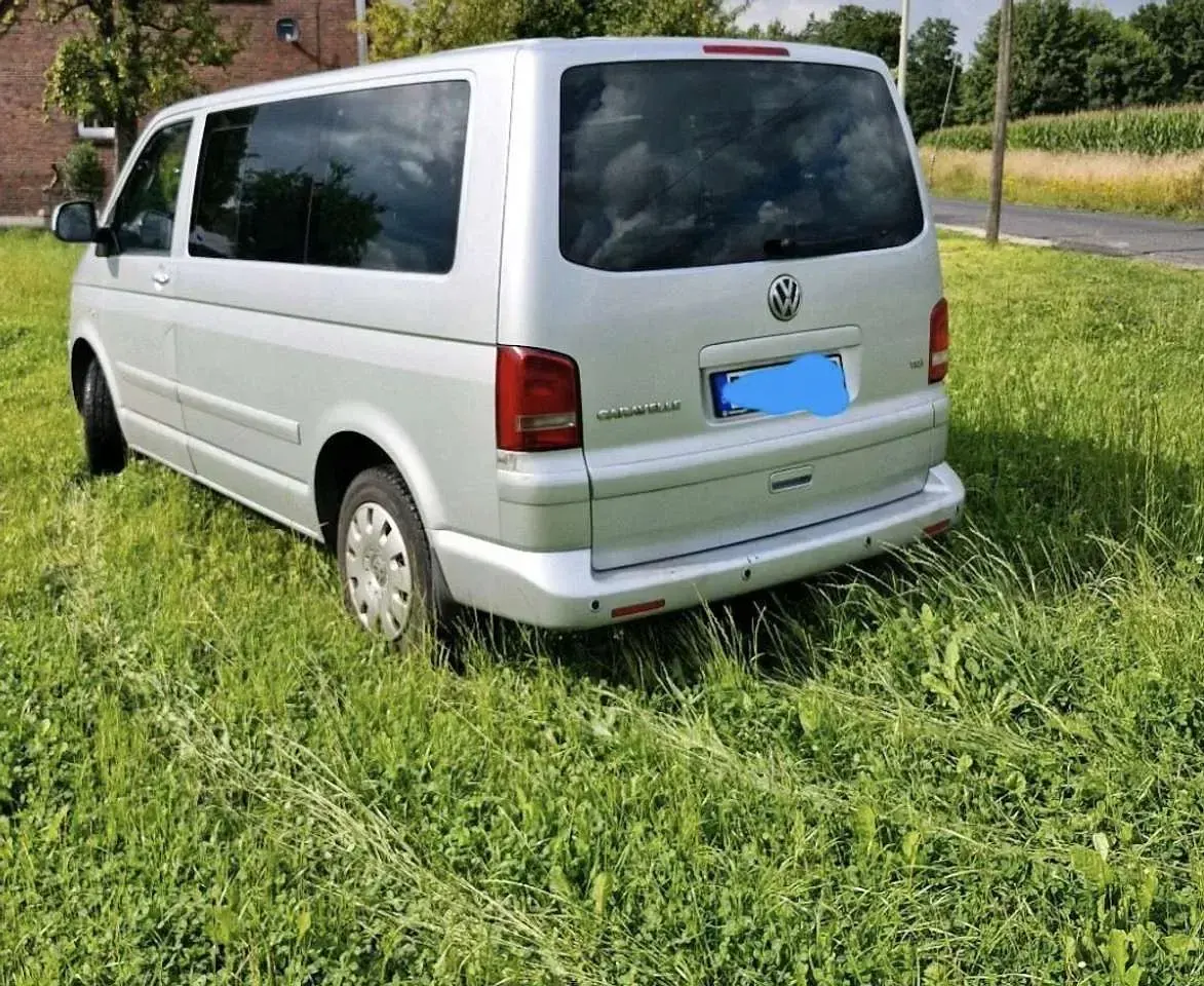 Gebraucht VW T5 Trendline 140 PS (102 kW) 2010 Grau Van