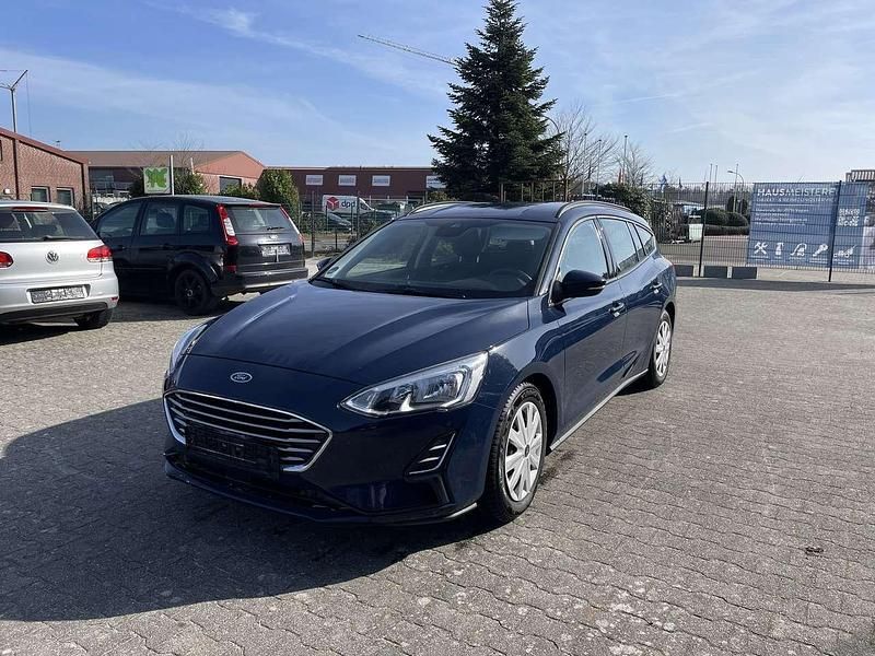 Gebraucht Ford Focus Trend 120 PS (88 kW) 2018 Blazerblau Kombi