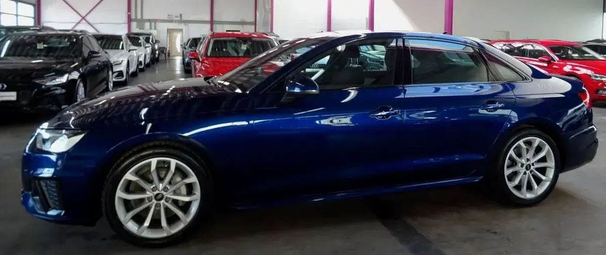 Usata Audi A4 S-Line 204 CV (150 kW) 2022 Blu Berlina