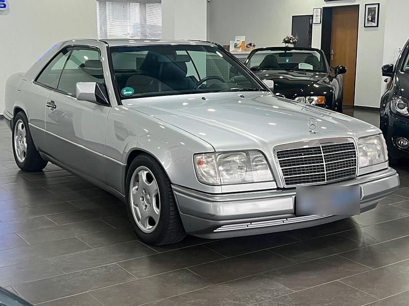 Second-hand Mercedes E320 224 CP (164 kW) 1994 Argintiu Coupe