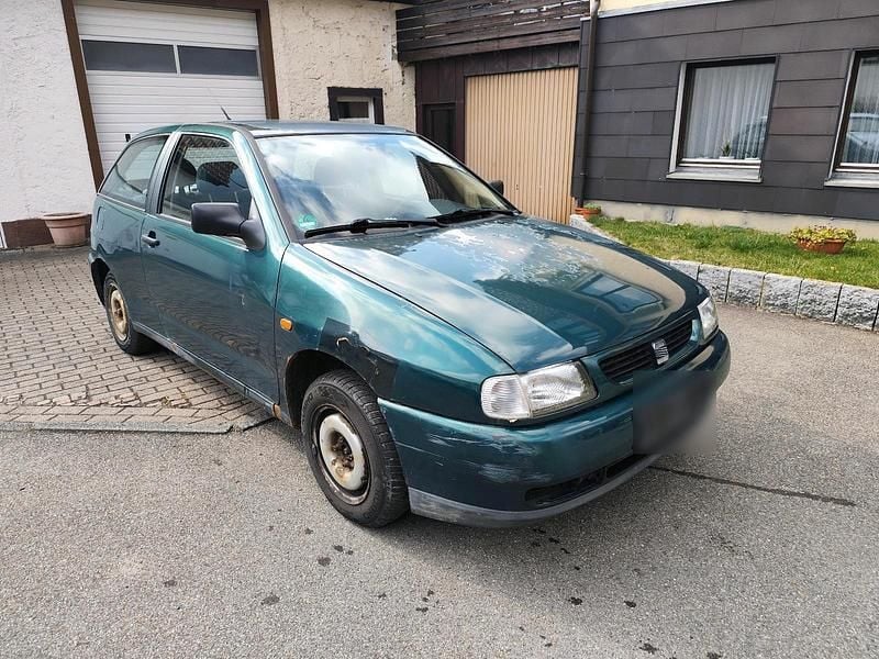 Gebraucht Seat Ibiza 60 PS (44 kW) 2001 Grün Kleinwagen