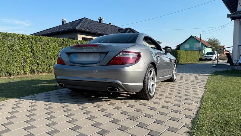 Gebraucht Mercedes SLK200 220 PS (161 kW) 2012 Grau Cabrio