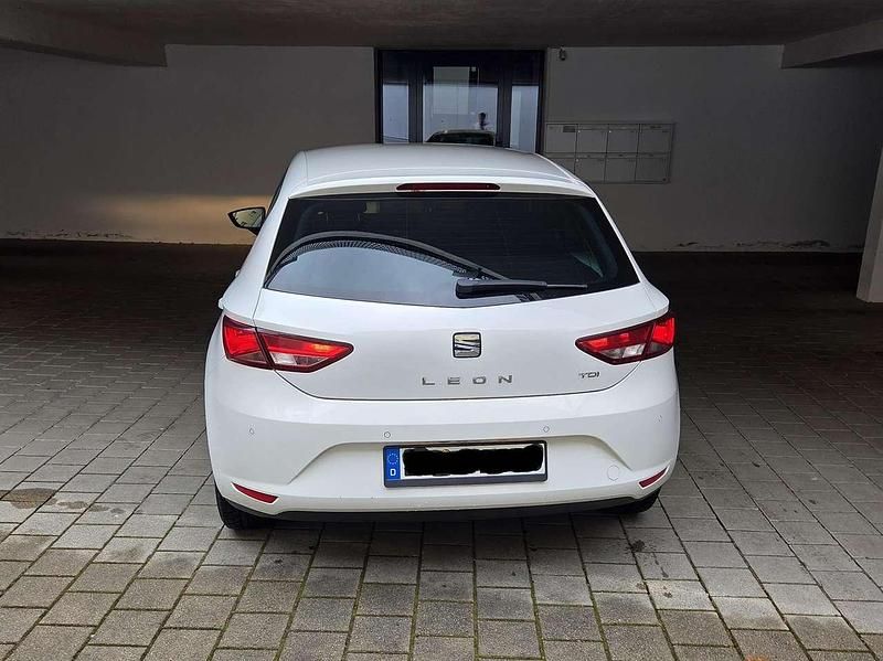 Usata Seat Leon Reference 90 CV (66 kW) 2016 Bianco Berlina
