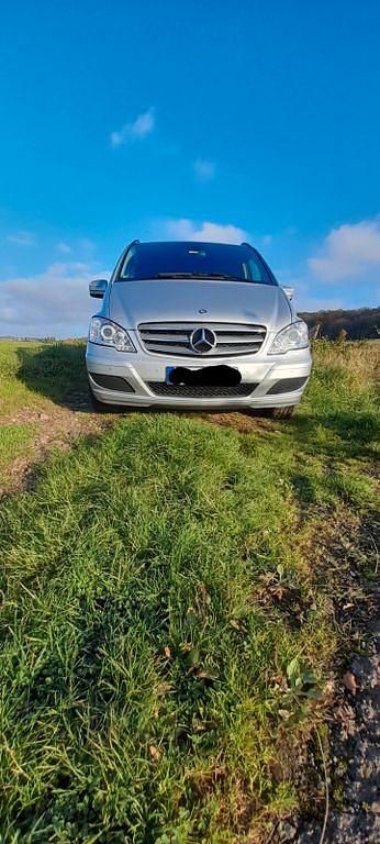 Gebraucht 2013 Mercedes Viano Van / Kleinbus | 15.750 € (Guter Preis) - Bild 1/4