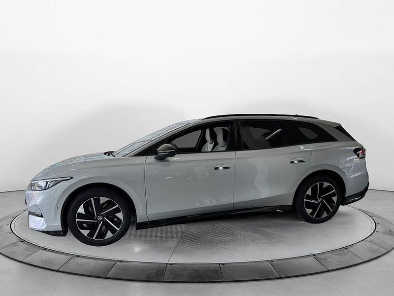 Gebraucht VW ID.7 Pro 210 kW (286 PS) 2025 Scale silver metallic Kombi