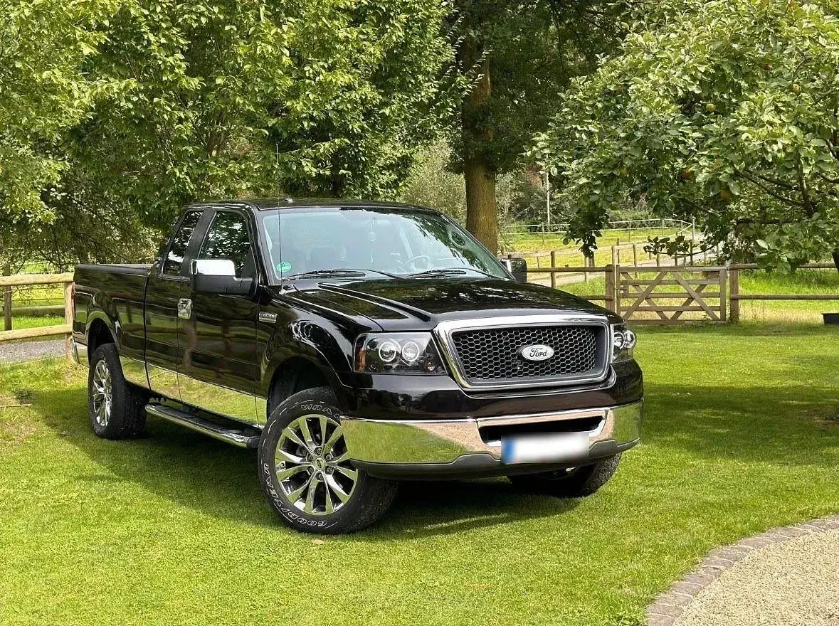 Gebraucht Ford V8 300 PS (220 kW) 2007 Schwarz SUV