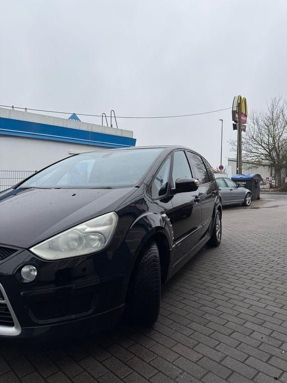 Schwarz Gebraucht 2007 Ford S-MAX S Van / Kleinbus | 4.500 € (Etwas zu teuer) - Bild 1/4