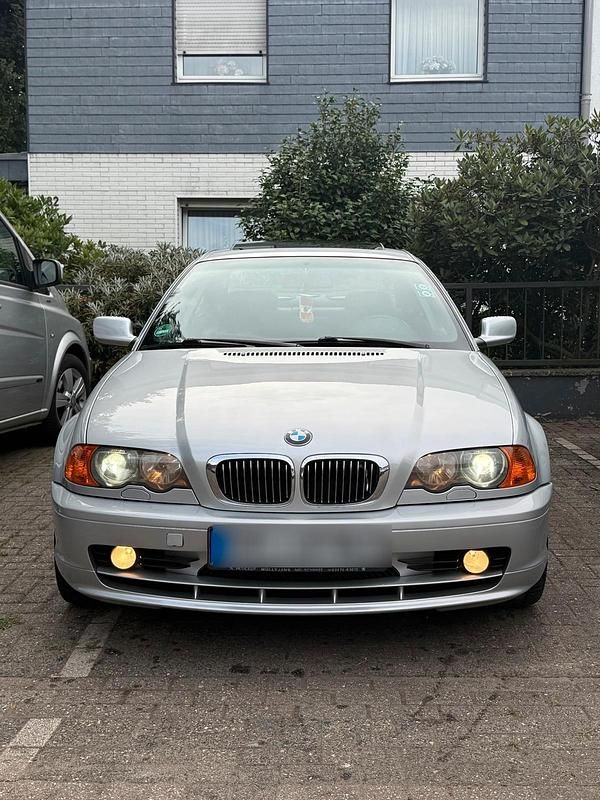 Grau Gebraucht 2000 BMW 328 Coupé | 4.200 € - Bild 1/4